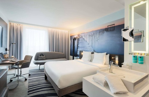 Orly Hotel | Novotel Paris Coeur d'Orly Airport