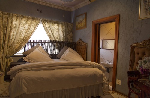 Greater Johannesburg Metropolitan Area Bed & Breakfast | Nthateng Bed and Breakfast Tourism