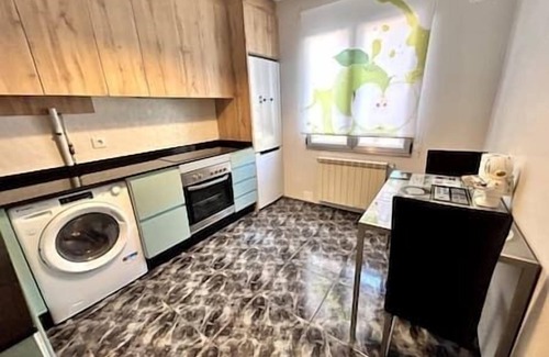 La Corredoria y Ventanielles Apartment | Nuevo : Cerca Centro , Wifi y Calefacción