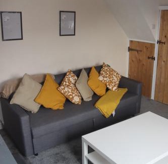 Thrussington House | Number 10