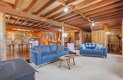 Potato Point House | Number 8 @ The Point