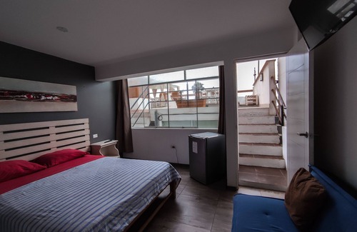 Victor Larco Herrera Hotel | Nuna Chak Hostel & Café