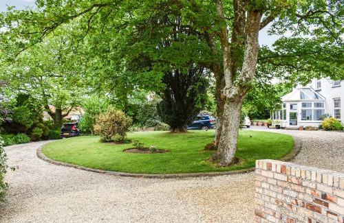 Buckland Brewer House | Nuthatch