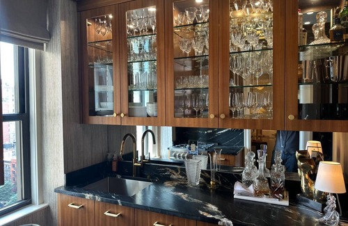 Central Park South Apartment | NY Luxury Home Suites