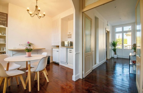 Castelnaudary House | O'Bonheur de Hamma