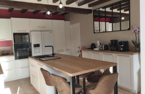 Huille House | O'gîte Bleu pour 14 personnes