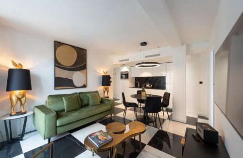 Faubourg-du-Roule Apartment | O'Lord, 4 Etoiles, Residence de Luxe Champs-Elysees