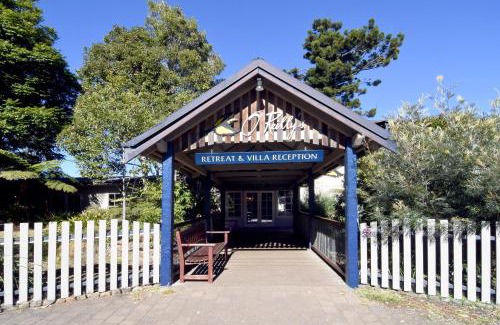 O'reilly Hotel | O'Reilly's Rainforest Retreat