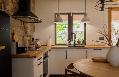 Cobres House | O Rio Da Meiga