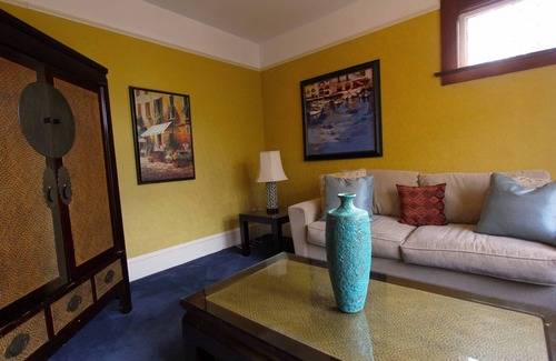 Gonzales House | Oak Bay House