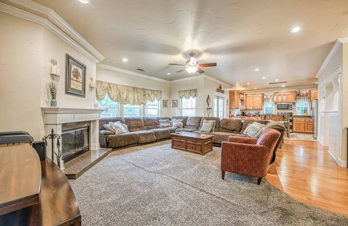Yosemite Lakes House | Oak Hollow/HOT TUB/E V Charger - near Yosemite
