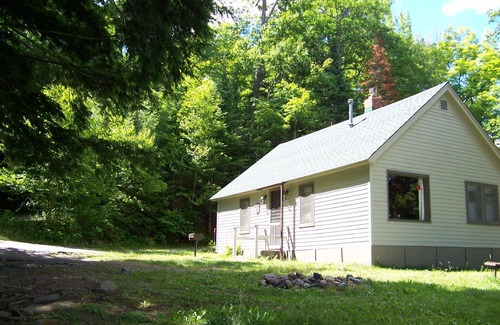 Phelps Cottage | Oak Ridge Cottage on the Best Fishing Lake in the Northwoods