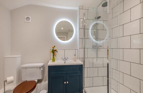 Hethel House | Oak Tree Cottage