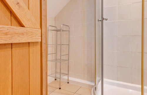 Five Oak Green House | Oak Tree Cottage in the beautiful Tonbridge