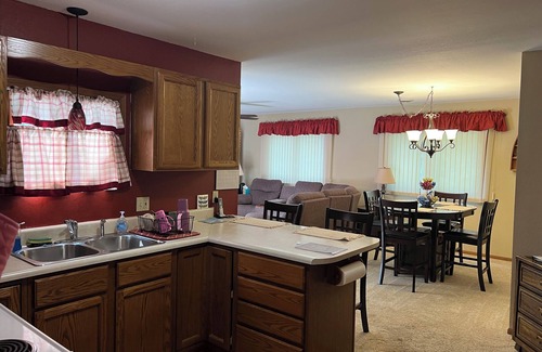 Lake George House | Oak Tree Retreat - Steps away from water fun!