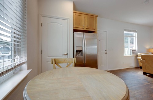 Oak View House | Oak View Vacation Rental ~ 3 Mi to Lake Casitas!