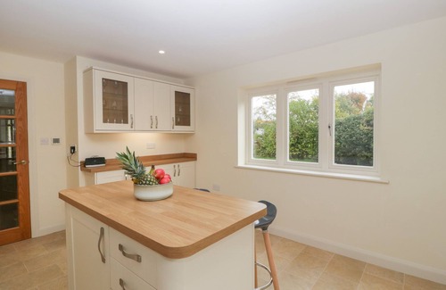 Long Marston Cottage | OAKDENE, family friendly, character holiday cottage in Upper Quinton