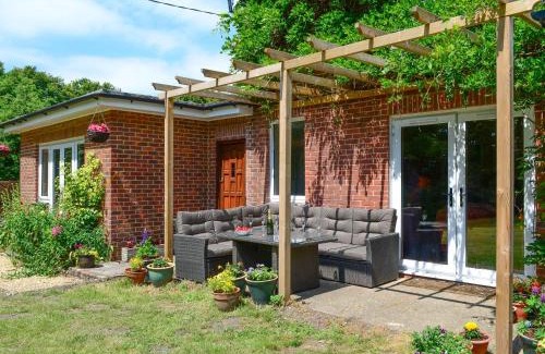 South Gorley House | Oakdene Lodge
