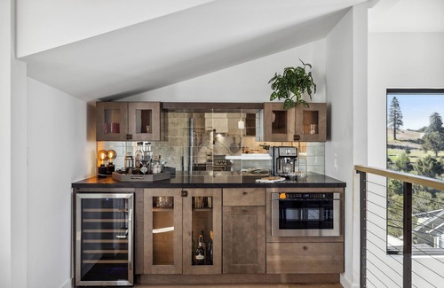 Upper Rockridge House | Oakland/Piedmont Hills. Private Hilltop Home with Sweeping Views Near Everything