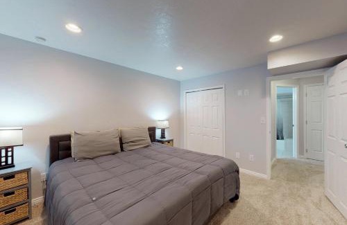 Cottonwood Heights House | Oaks at Wasatch Family Getaway