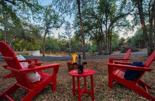 Phoenix Lake-Cedar Ridge Apartment | *Oaks&Oasis* KING SIZE BED, Yosemite, Fire-Pit