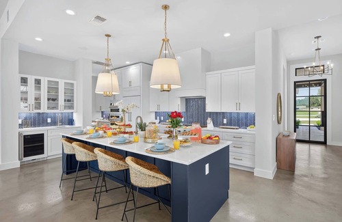 Kingsland House | Oaks Sunset II | Concierge Services