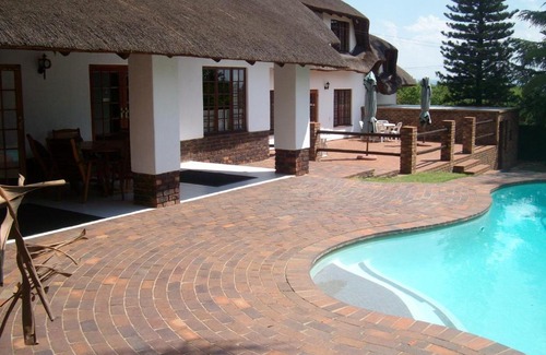 Greater Johannesburg Metropolitan Area House | Oaktree Lodge Guest House