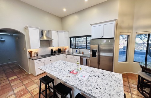 Casas Adobes House | Oasis-3 Bedroom & Private Pool
