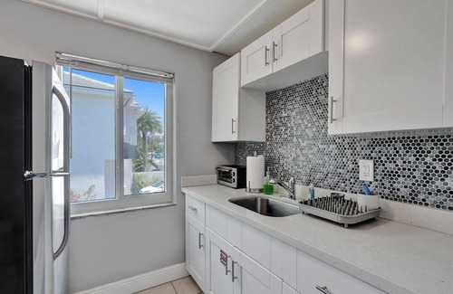 Colee Hammock Apartment | Oasis by Las Olas LUX get away