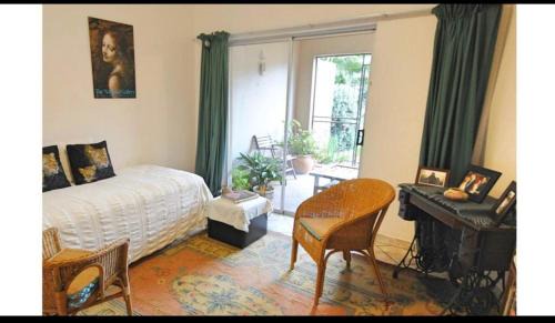 Greater Johannesburg Metropolitan Area House | Oasis Guesthouse