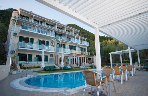 Perigiali Hotel | Oasis Hotel