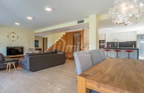 Calonge Villa | Oasis House, Costa Brava, live a relaxing experience.