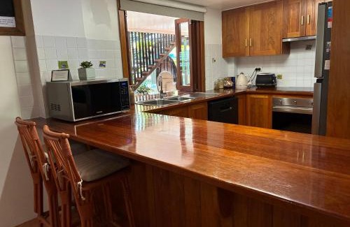 Whitfield House | Oasis, in leafy Whitfield.