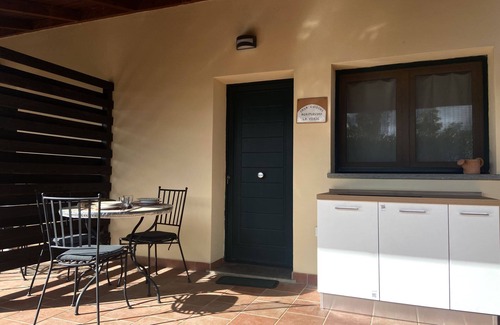 Follonica Apartment | Oasis La Verde in the Countryside
