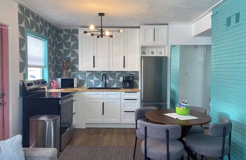 Treasure Island Hotel | Oasis Palms