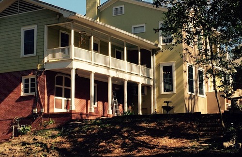 Marshall House | OASIS Retreat, Corporate Stays, Trial Lawyers, Large Family Gatherings