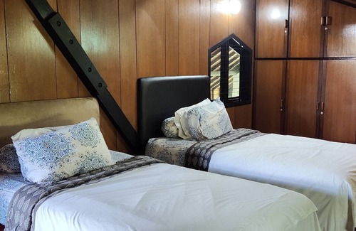 Hegarmanah House | OBC Villa