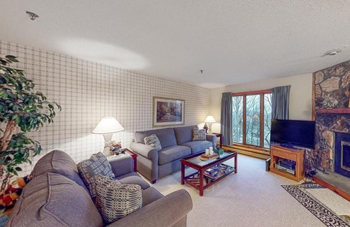 Stratton Mountain Apartment | Ober Tal Getaway