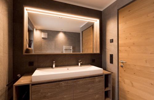 Santo Stefano Apartment | Obergasserhof Apt Tiroler