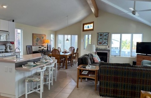 Barnegat Light House | Ocean Block 4 Bedroom Contemporary