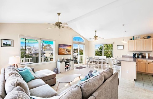 Barnegat Light House | Ocean block single family in Barnegat Light with views of Old Barney