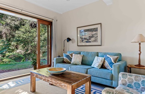 Stanwell Park House | Ocean Blue Retreat Su