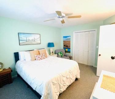 Crescent Beach House | Ocean Blvd Beach Makin Waves Home,sleeps 8,pets OK,free park