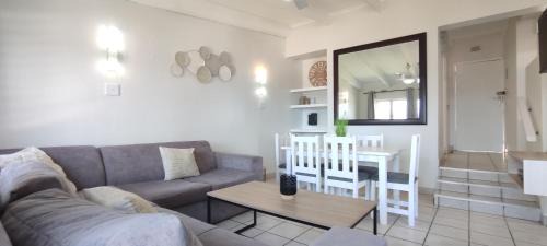 Shaka's Rock Apartment | Ocean Breeze 33 Chaka's Rock Chalets