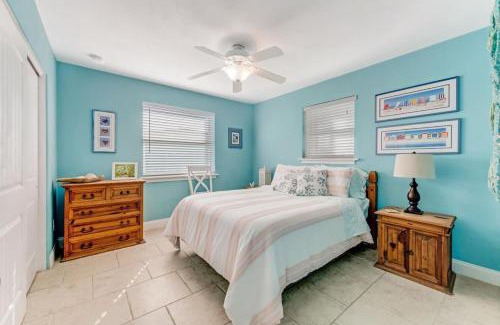 O'byrne House | Ocean Breeze Beach Bungalow