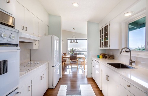 Waldport House | Ocean Front Home, Hot Tub & Miles of Sand to Explore!