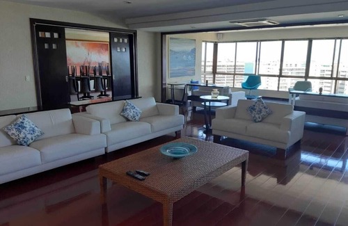 Sao Conrado House | Ocean Front View Mansion