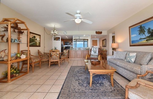 Honokowai Condo | Ocean Front with a beach and Swimming pool fantastic Views at Nohonani on Maui
