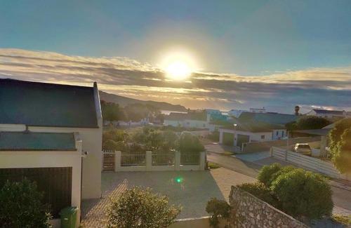 Langebaan House | Ocean House Holiday Accommodation