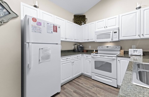 North Myrtle Beach Condo | Ocean Keyes. Comfy 3 bedroom condo. Pond view. Great location. Walk to beach.